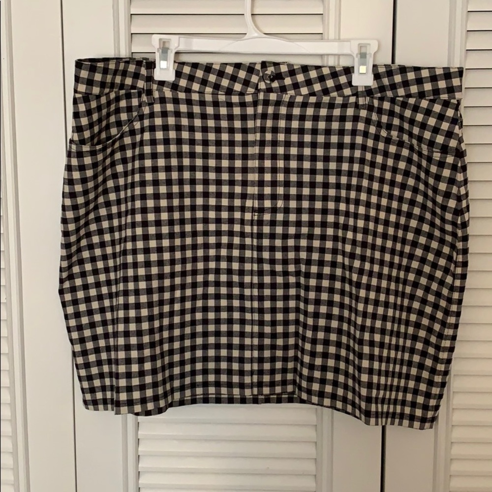 Plaid skirt